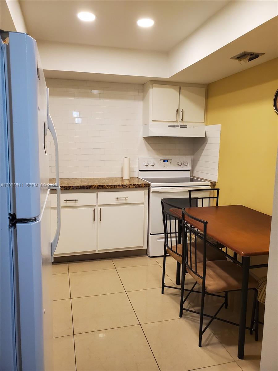 Photo of    #408, Hallandale Beach, Florida, 33009 - 