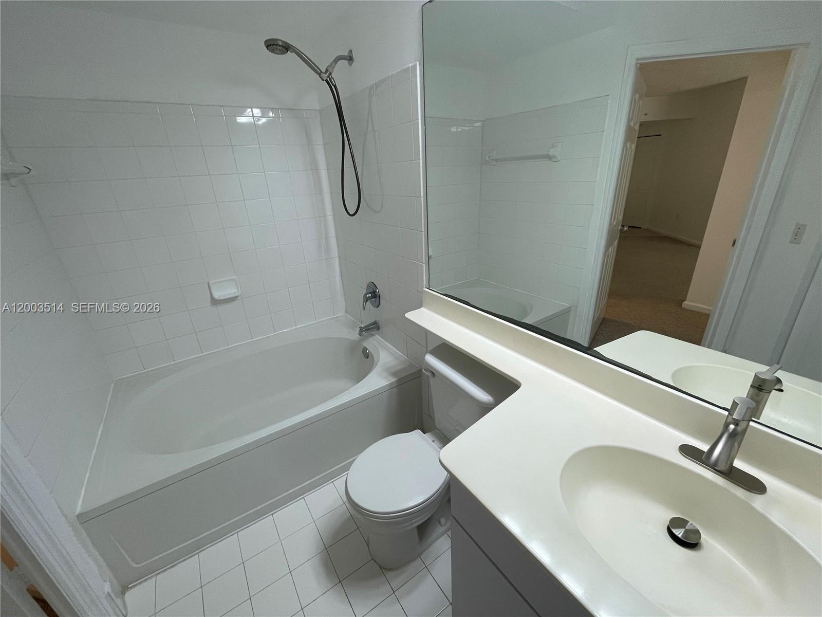 Photo of 17100 Bay Rd  #1913, Sunny Isles Beach, Florida, 33160 - Similar guest bathroom