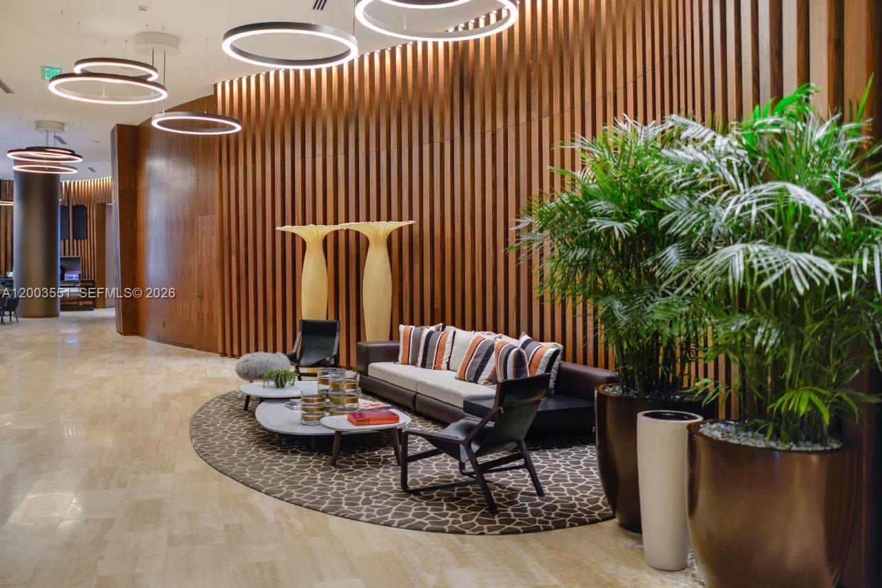 2207 1 / 1 852 sq. ft. $ 2026-04-18 0 Photo