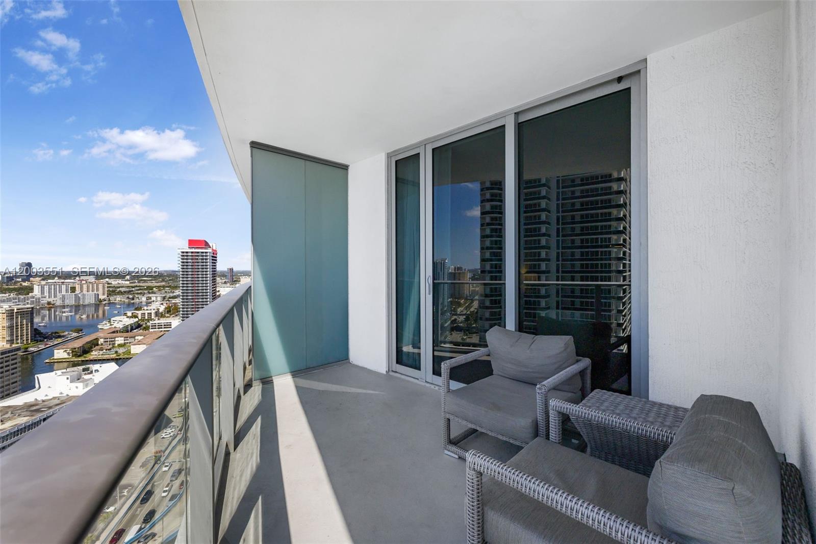 2207 1 / 1 852 sq. ft. $ 2026-04-18 0 Photo