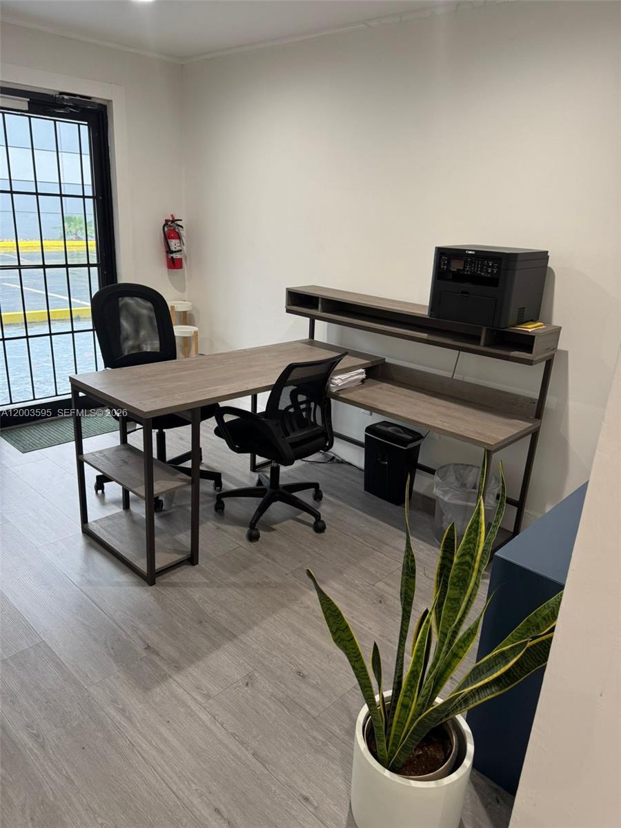 5520  /   sq. ft. $ 2026-04-18 0 Photo