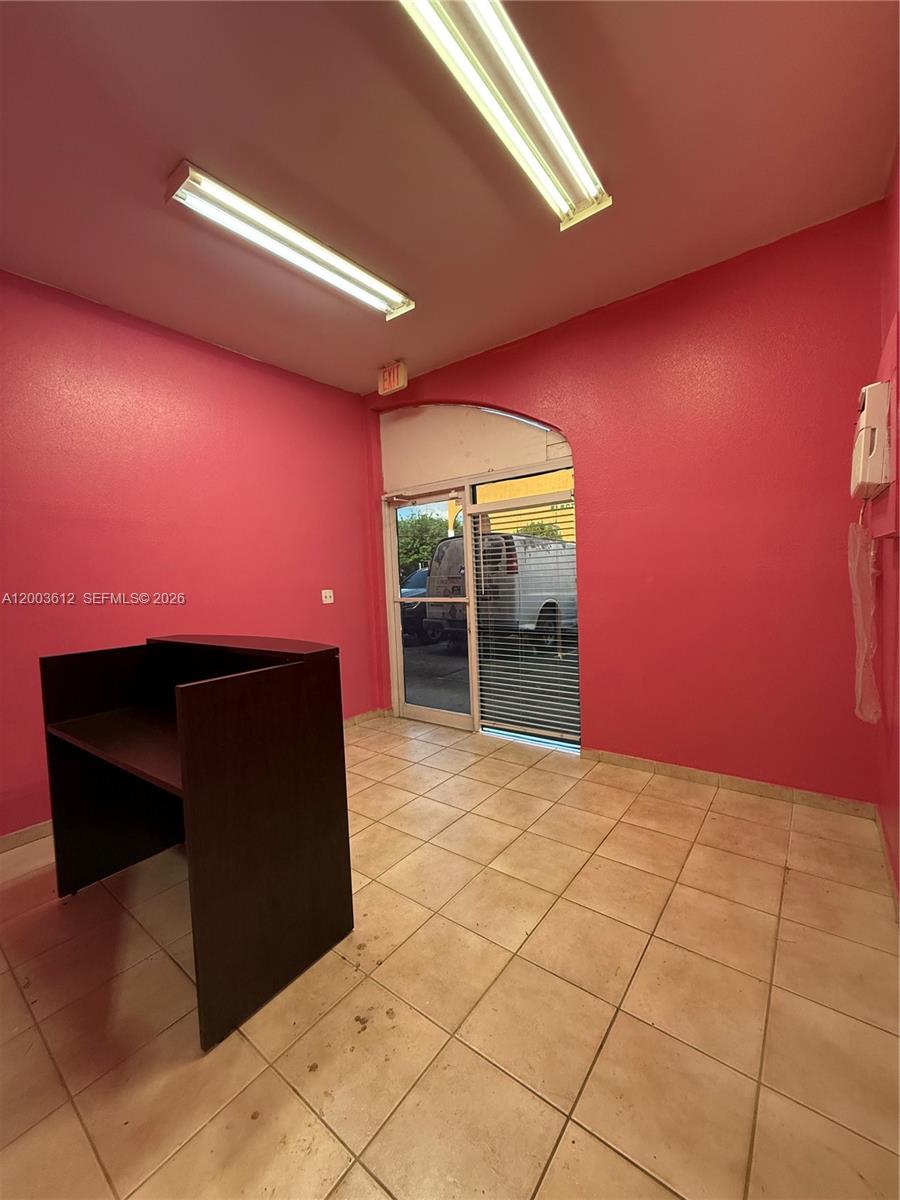 114  /   sq. ft. $ 2026-04-18 0 Photo