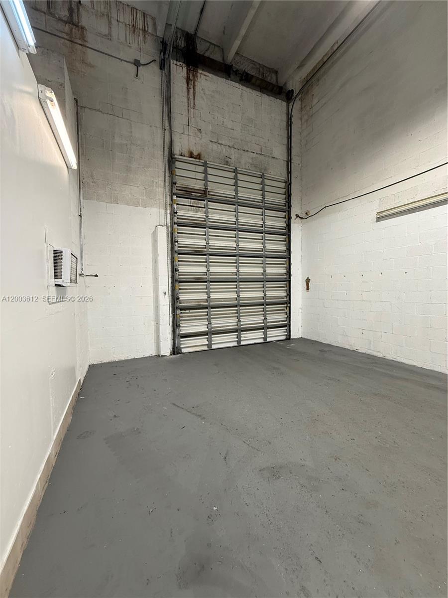 114  /   sq. ft. $ 2026-04-18 0 Photo