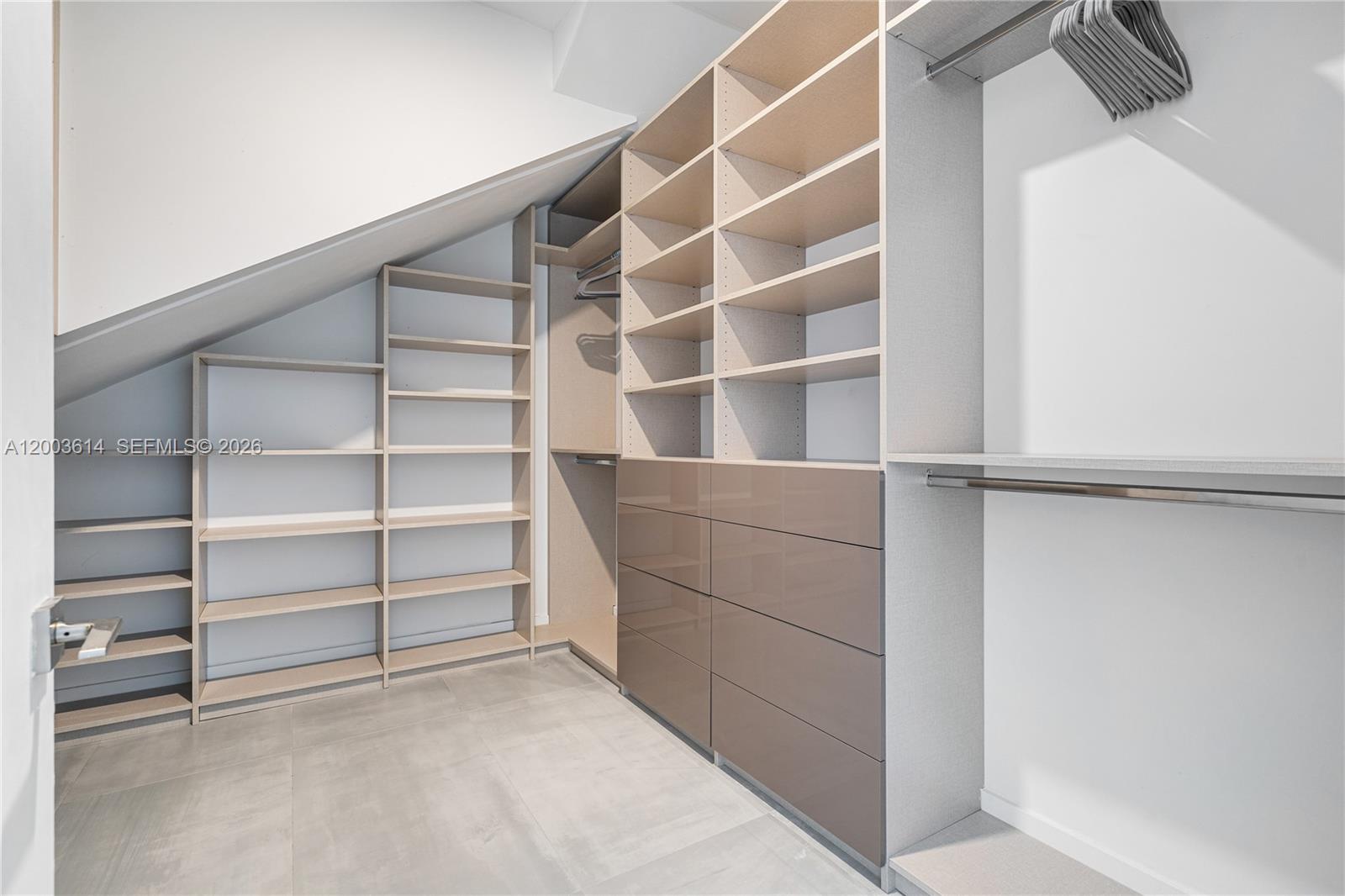 PH1 3 / 4 2767 sq. ft. $ 2026-04-18 0 Photo