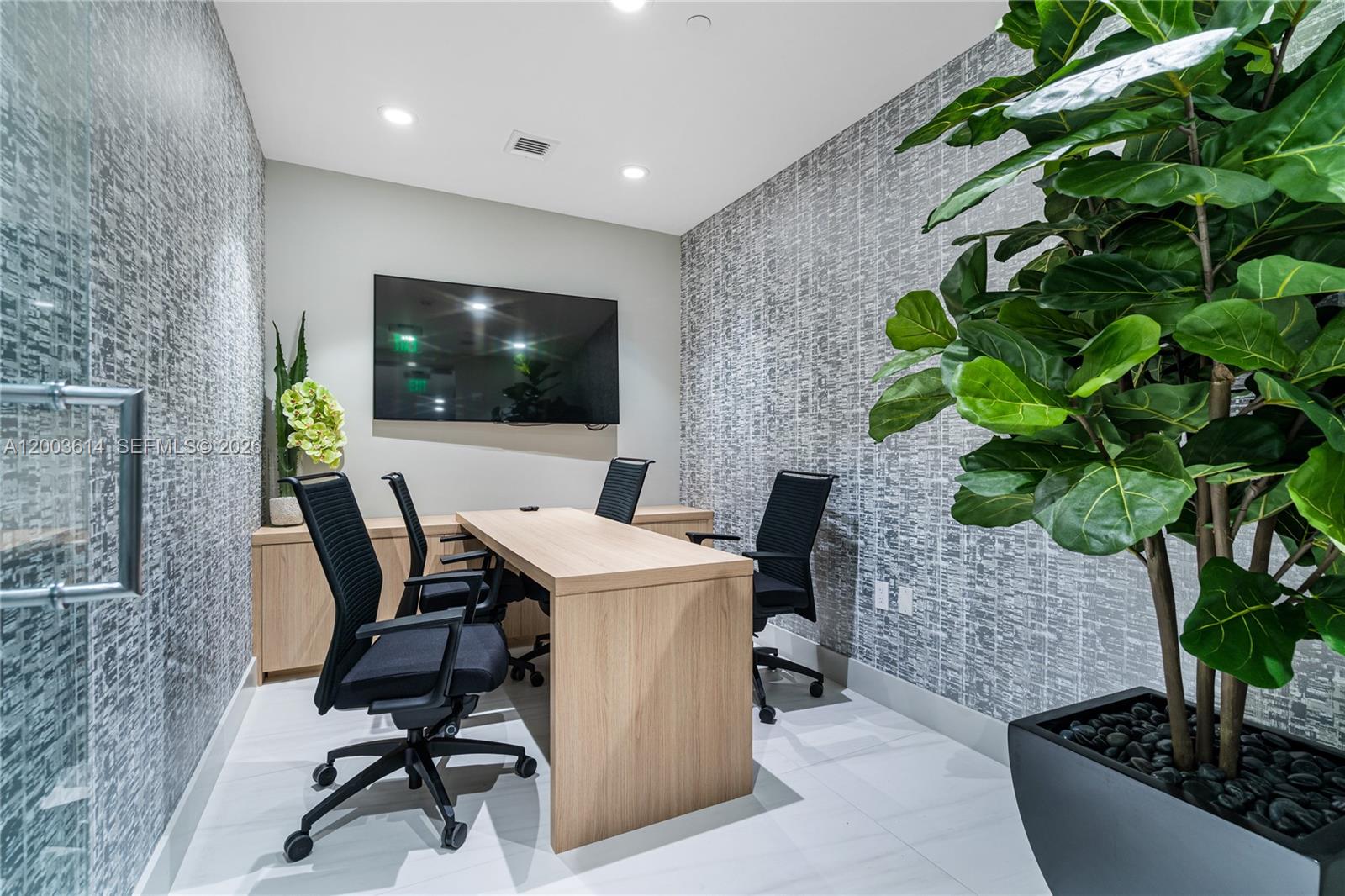 PH1 3 / 4 2767 sq. ft. $ 2026-04-18 0 Photo