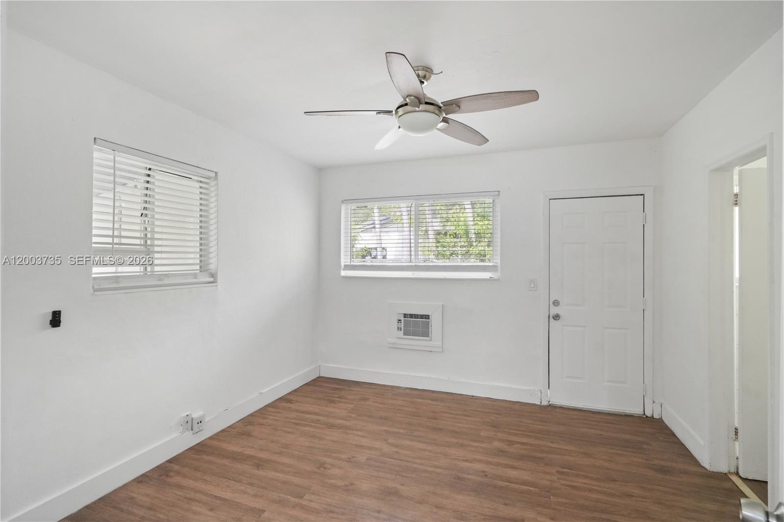   /  2464 sq. ft. $ 2026-04-19 0 Photo