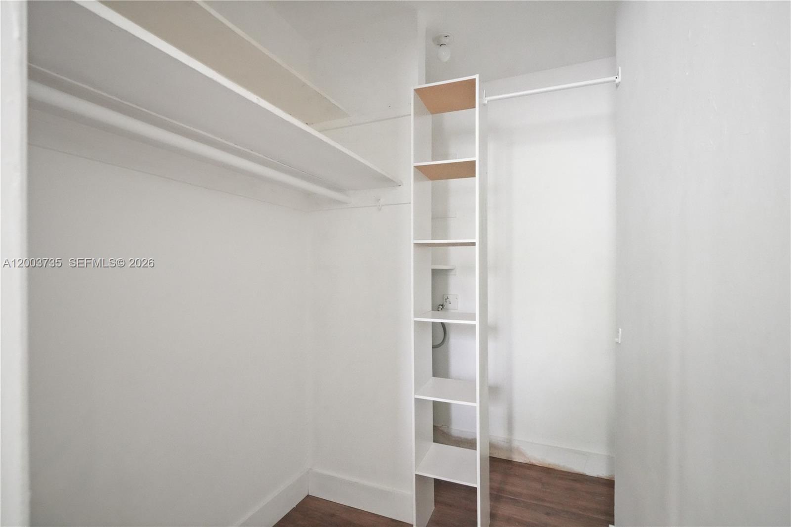   /  2464 sq. ft. $ 2026-04-19 0 Photo