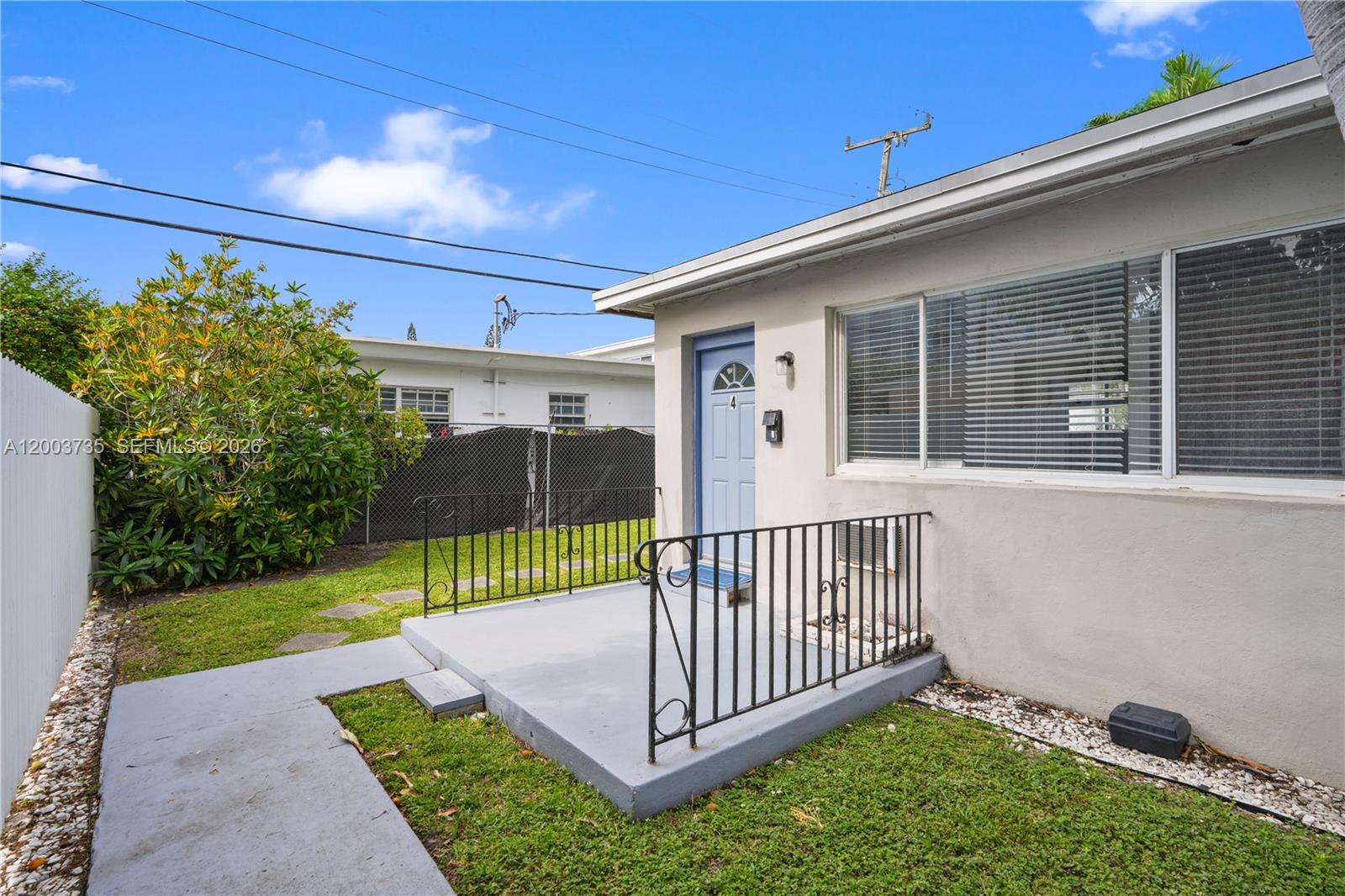   /  2464 sq. ft. $ 2026-04-19 0 Photo
