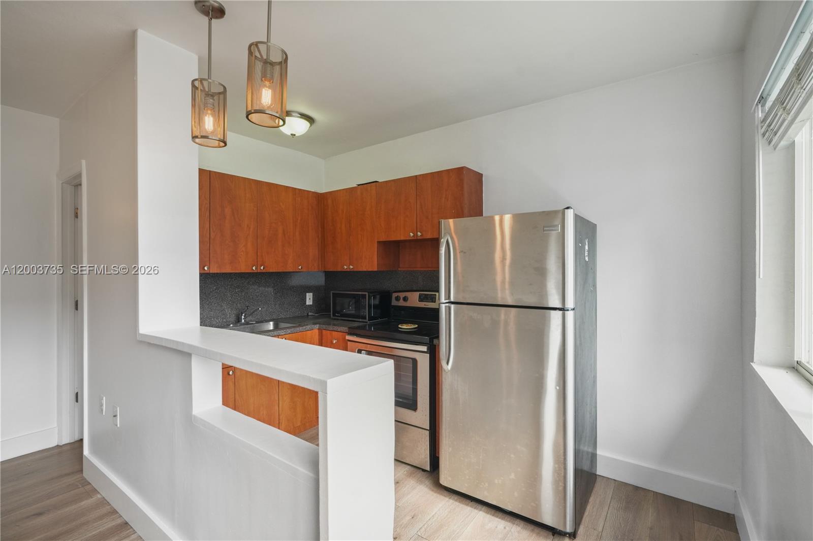   /  2464 sq. ft. $ 2026-04-19 0 Photo