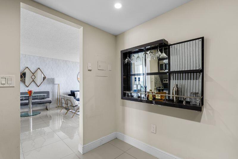 Photo of 3675 Country Club  #2401, Aventura, Florida, 33180 - 15
