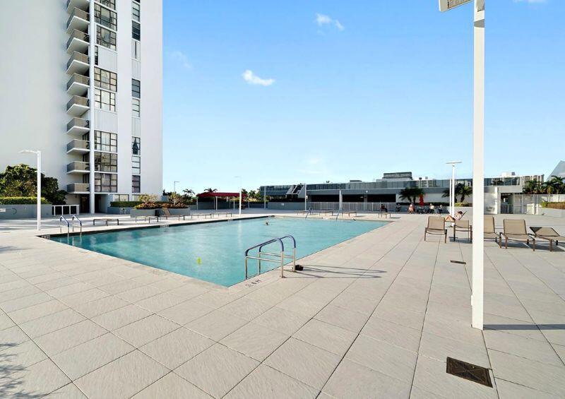 Photo of 3675 Country Club  #2401, Aventura, Florida, 33180 - 20