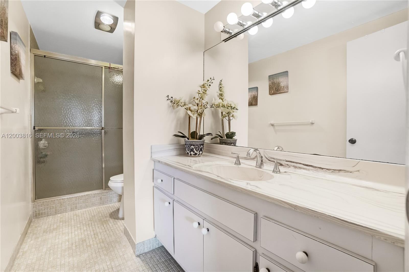 See details 1017 2 / 2 1132 sq. ft. $ 2026-04-19 0 Photo