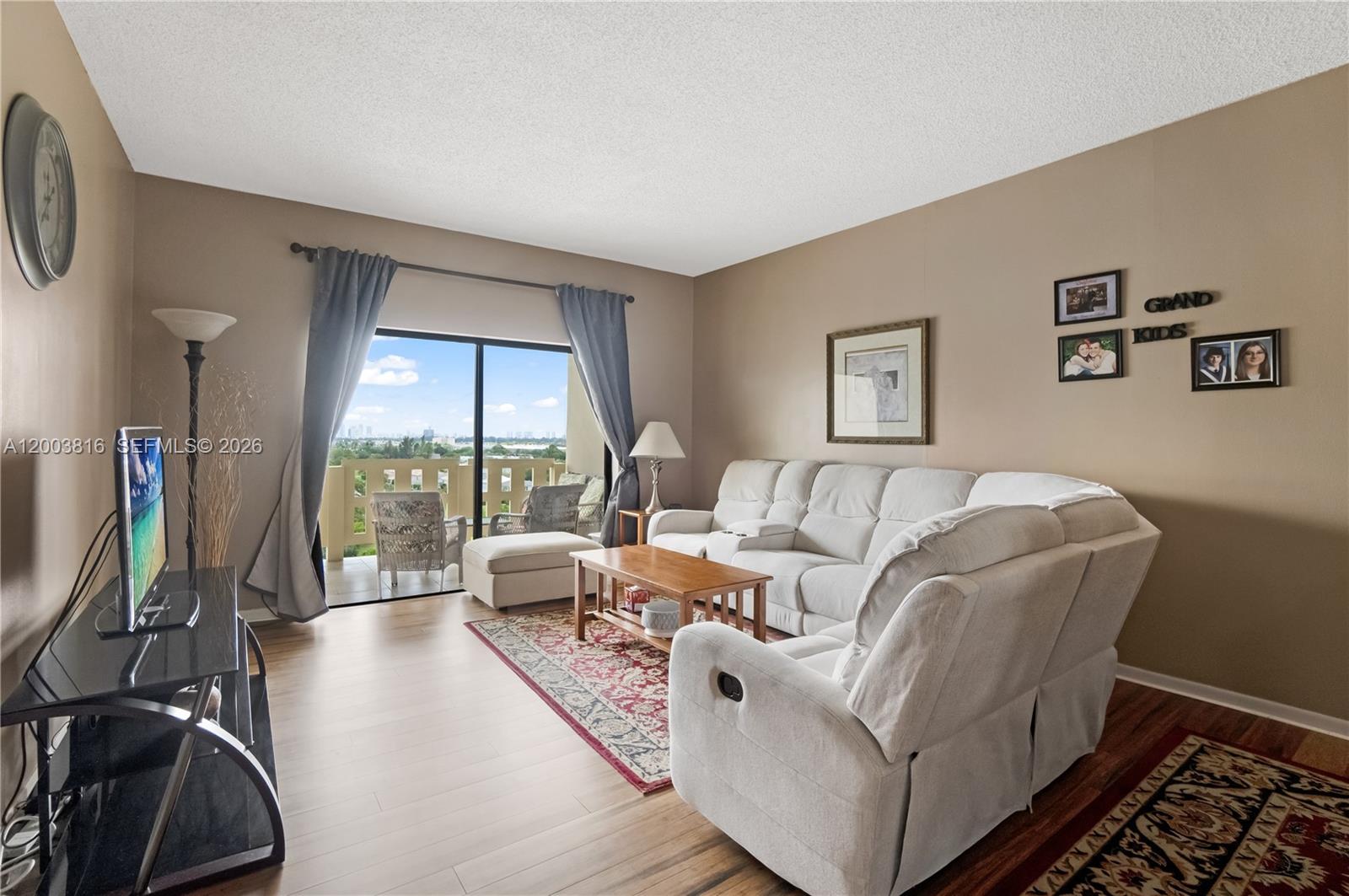 See details 1017 2 / 2 1132 sq. ft. $ 2026-04-19 0 Photo