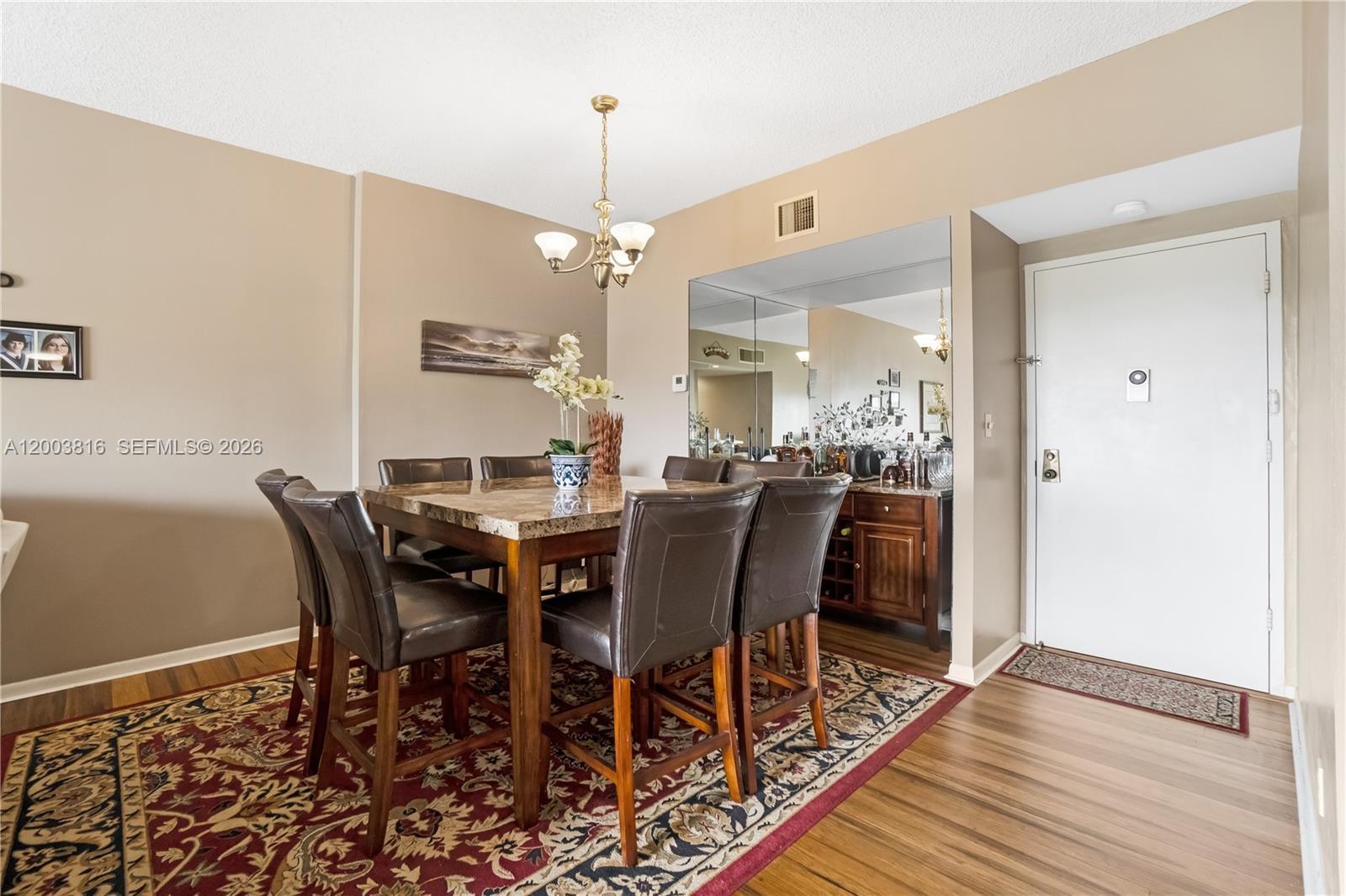 See details 1017 2 / 2 1132 sq. ft. $ 2026-04-19 0 Photo