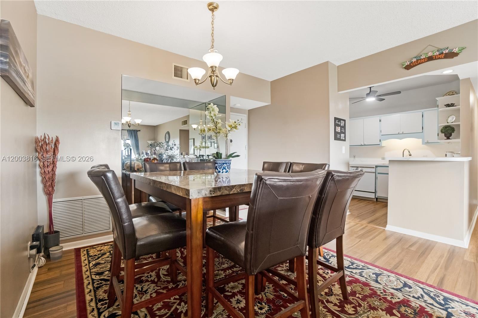See details 1017 2 / 2 1132 sq. ft. $ 2026-04-19 0 Photo