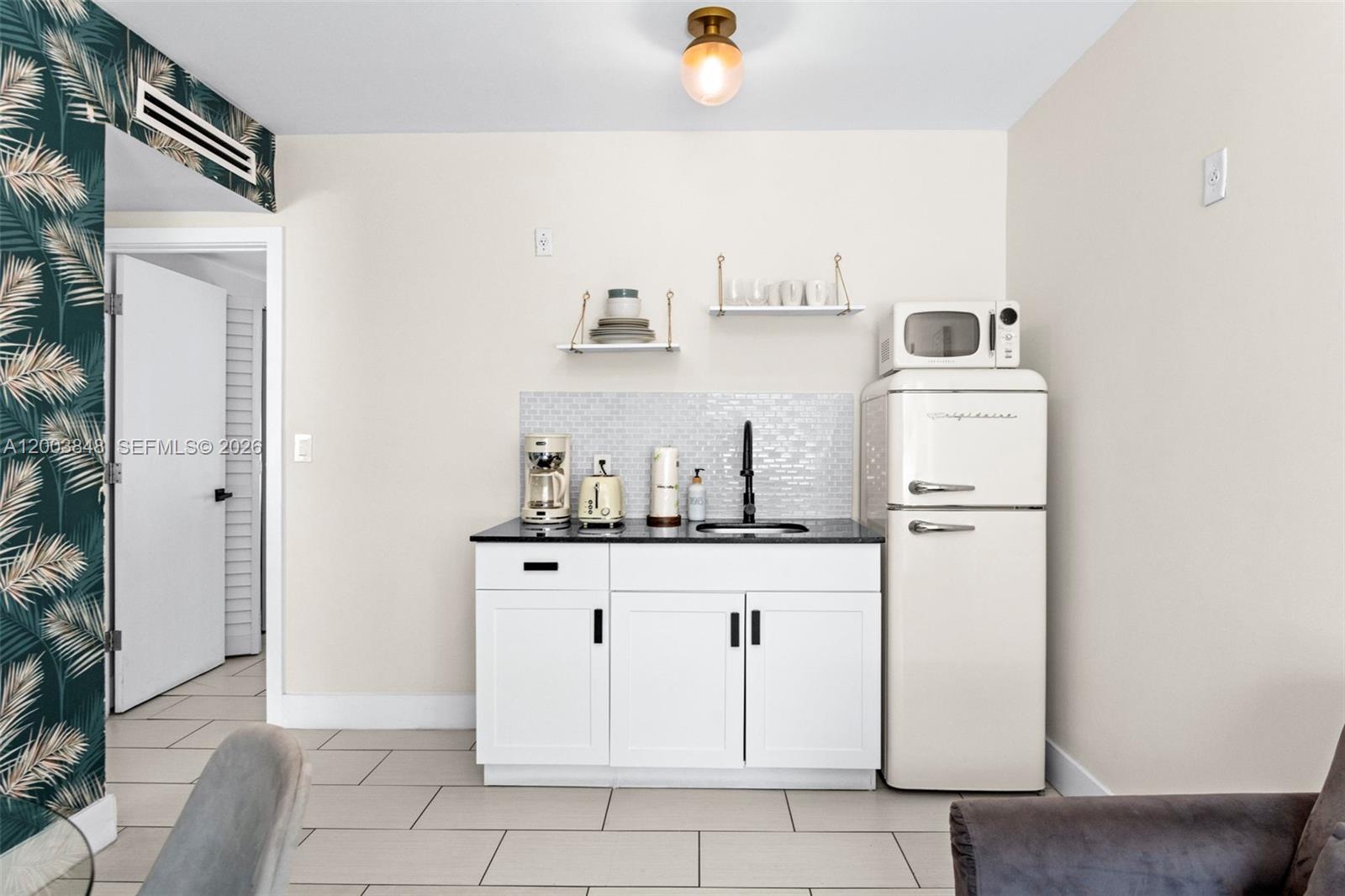   /   sq. ft. $ 2026-04-19 0 Photo