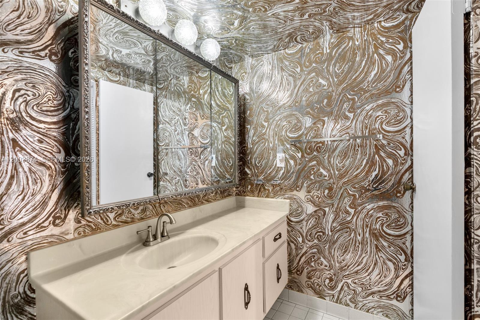 Photo of 600 Three Islands Blvd  #1707, Hallandale Beach, Florida, 33009 - 