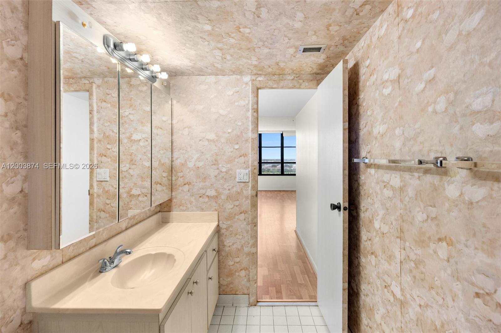 Photo of 600 Three Islands Blvd  #1707, Hallandale Beach, Florida, 33009 - 