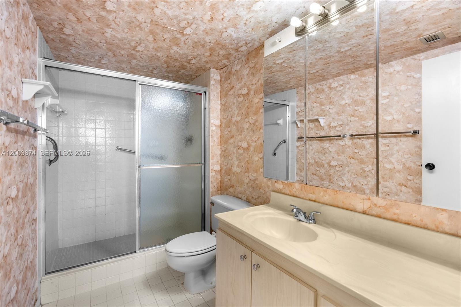 Photo of 600 Three Islands Blvd  #1707, Hallandale Beach, Florida, 33009 - 