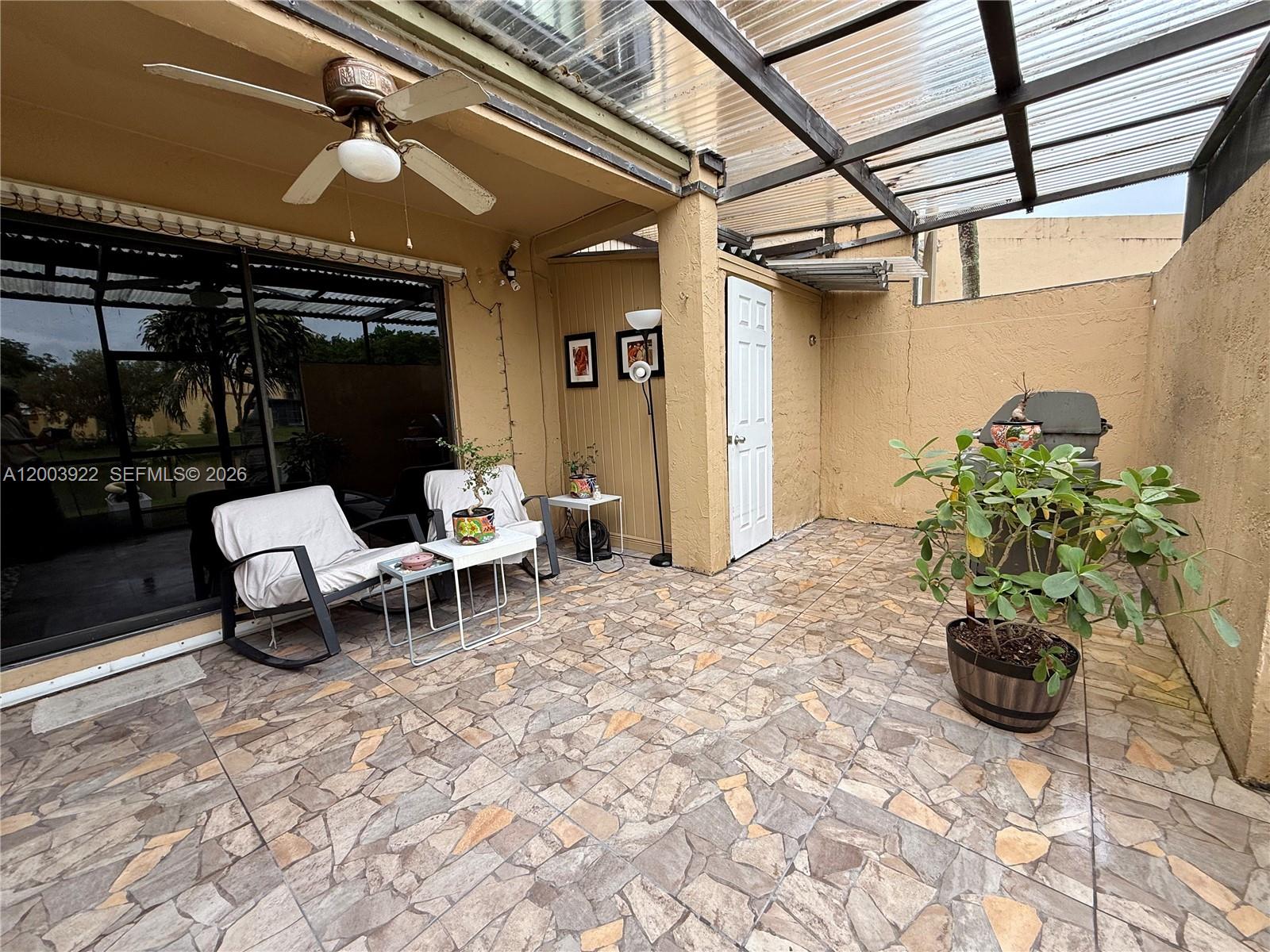 9251 3 / 3 1472 sq. ft. $ 2026-04-20 0 Photo