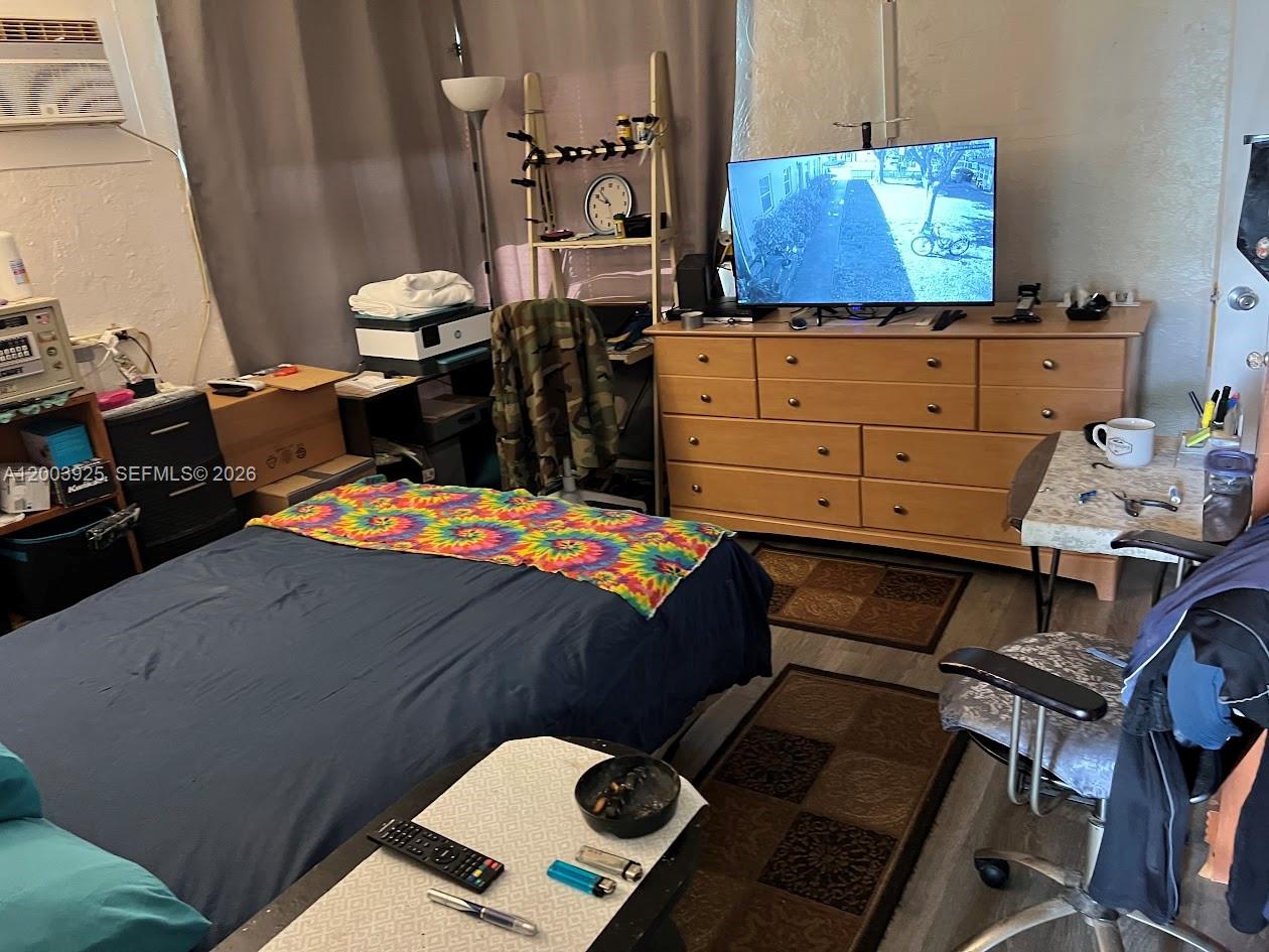 1-9  /   sq. ft. $ 2026-04-20 0 Photo