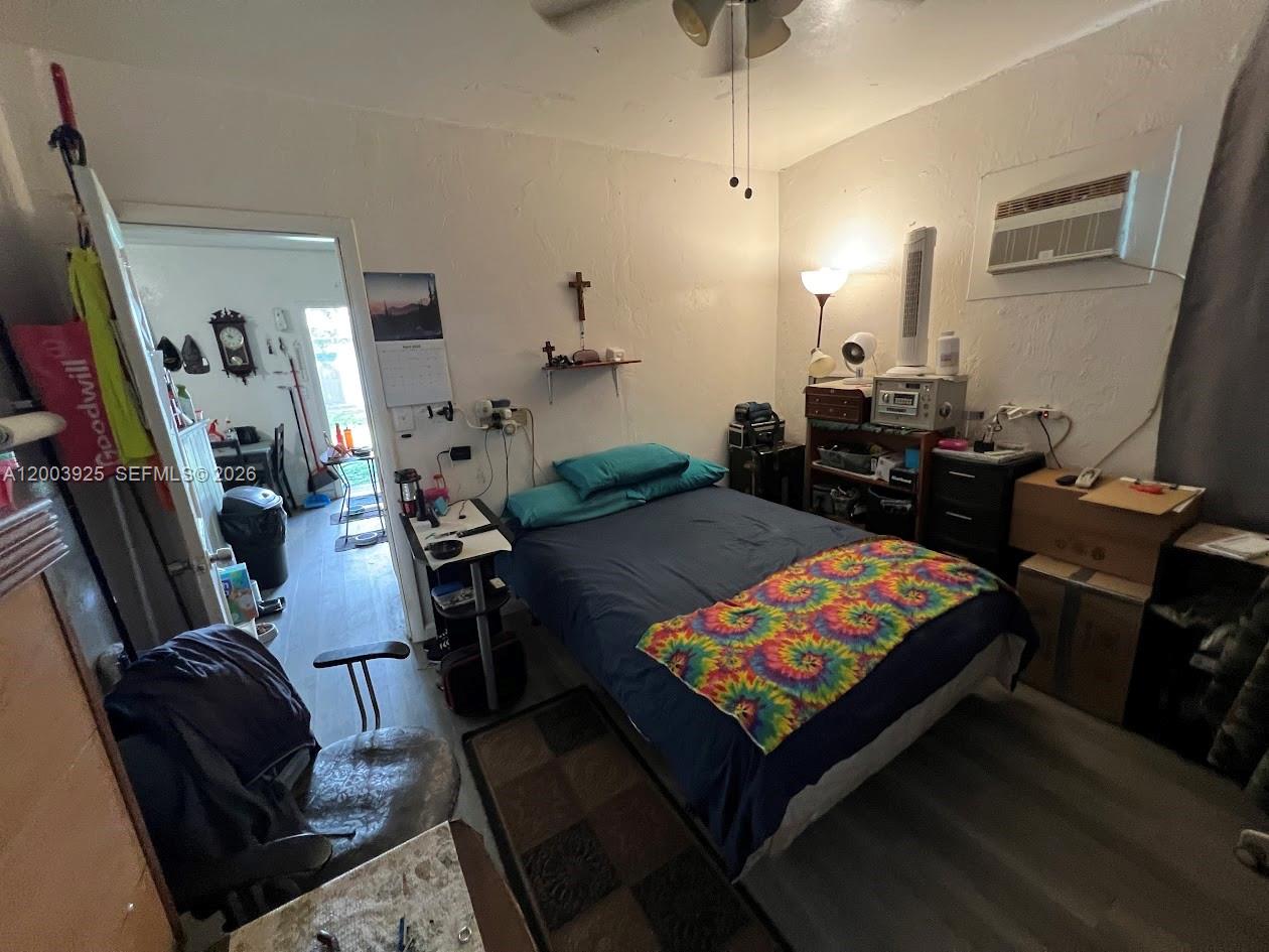 1-9  /   sq. ft. $ 2026-04-20 0 Photo