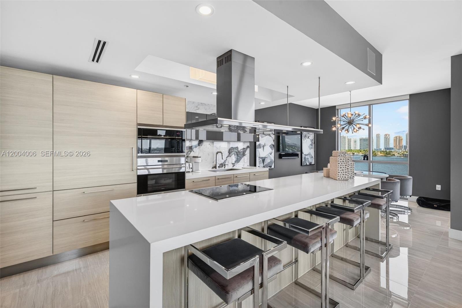 Photo of 17111 Biscayne Blvd  #710, North Miami Beach, Florida, 33160 - 
