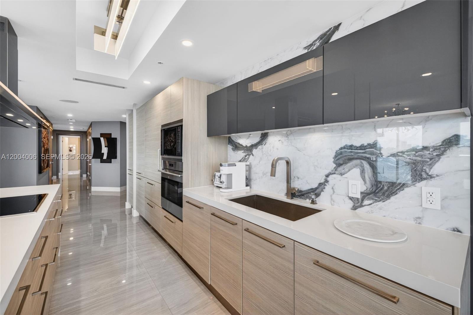 Photo of 17111 Biscayne Blvd  #710, North Miami Beach, Florida, 33160 - 