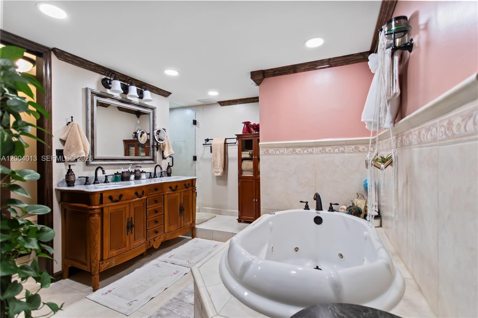 Photo of 1500 Ocean Dr  #2G, Hollywood, Florida, 33019 - 