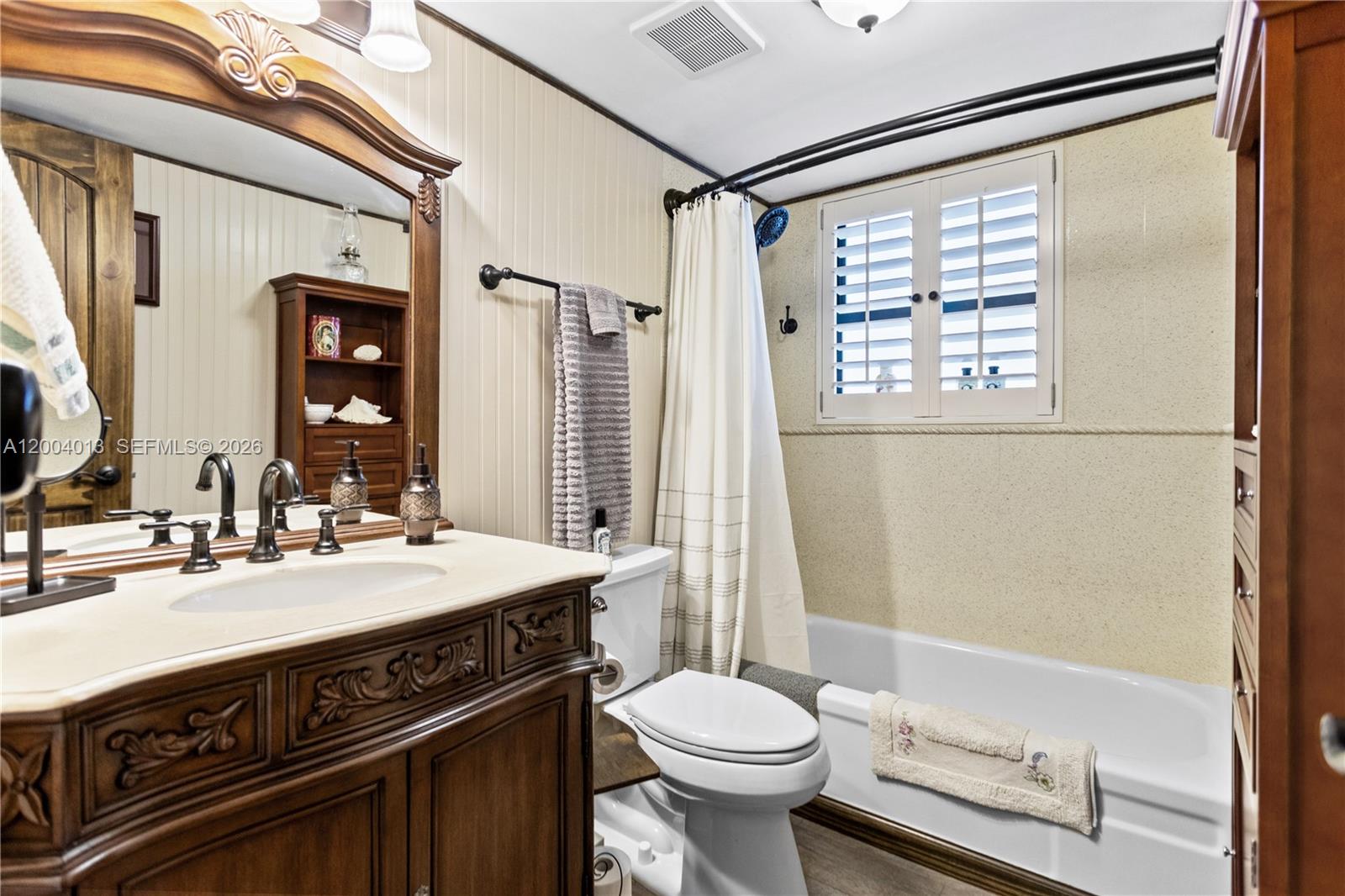 Photo of 1500 Ocean Dr  #2G, Hollywood, Florida, 33019 - 