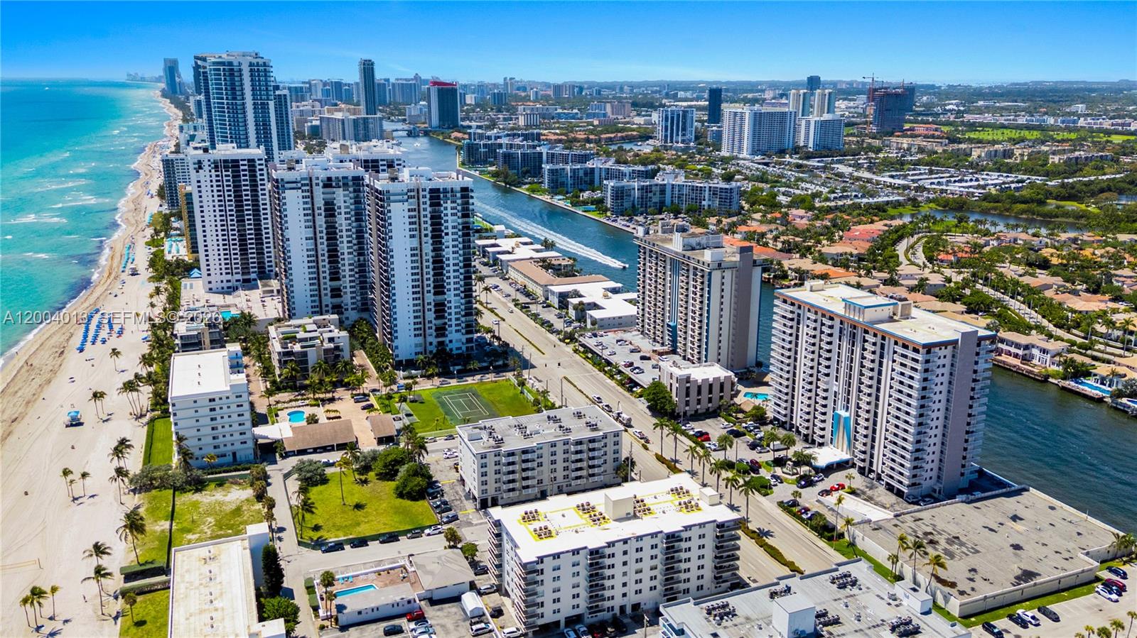 Photo of 1500 Ocean Dr  #2G, Hollywood, Florida, 33019 - 