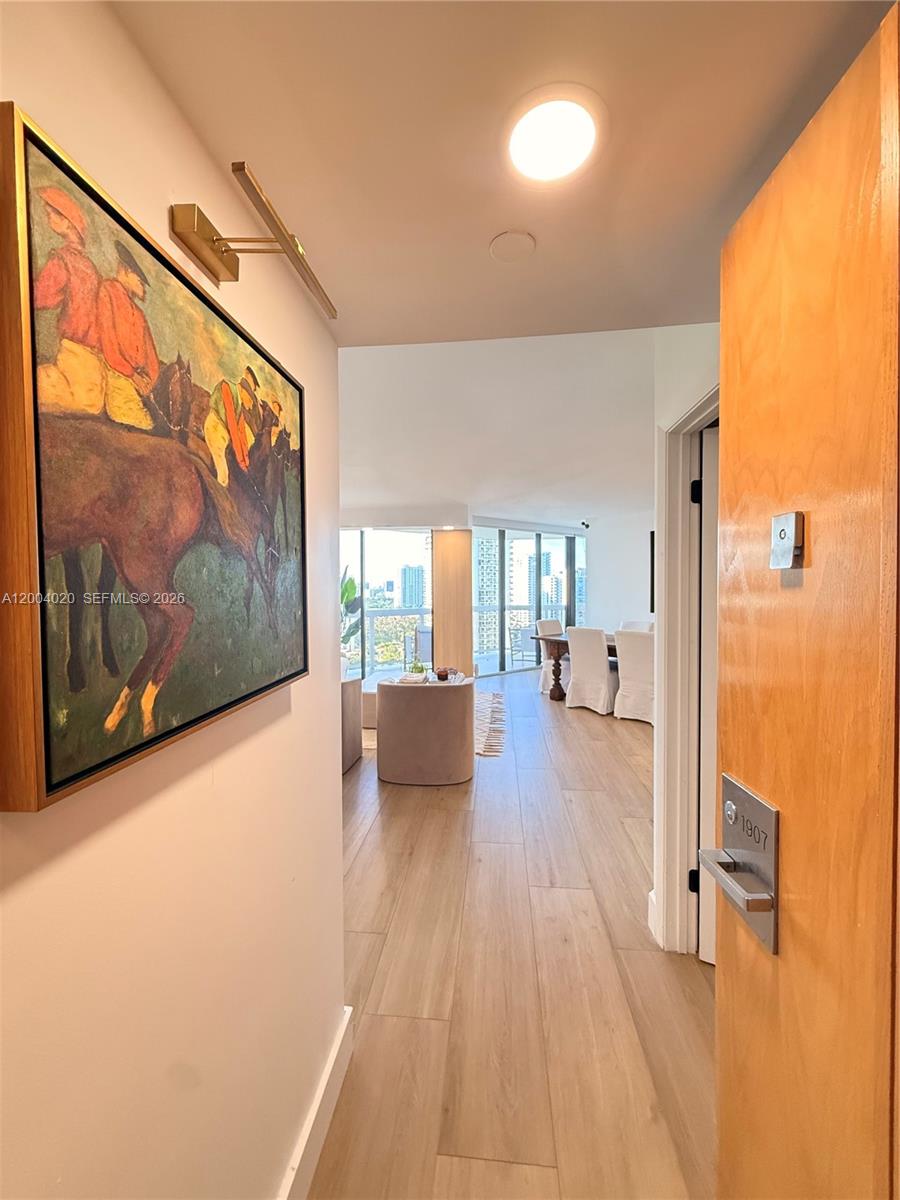 Photo of 20185 Country Club Dr  #1907, Aventura, Florida, 33180 - 
