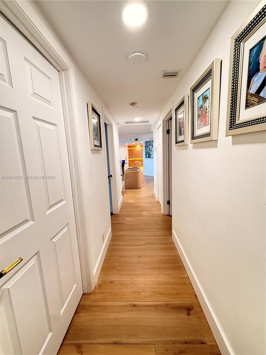 Photo of 20185 Country Club Dr  #1907, Aventura, Florida, 33180 - 