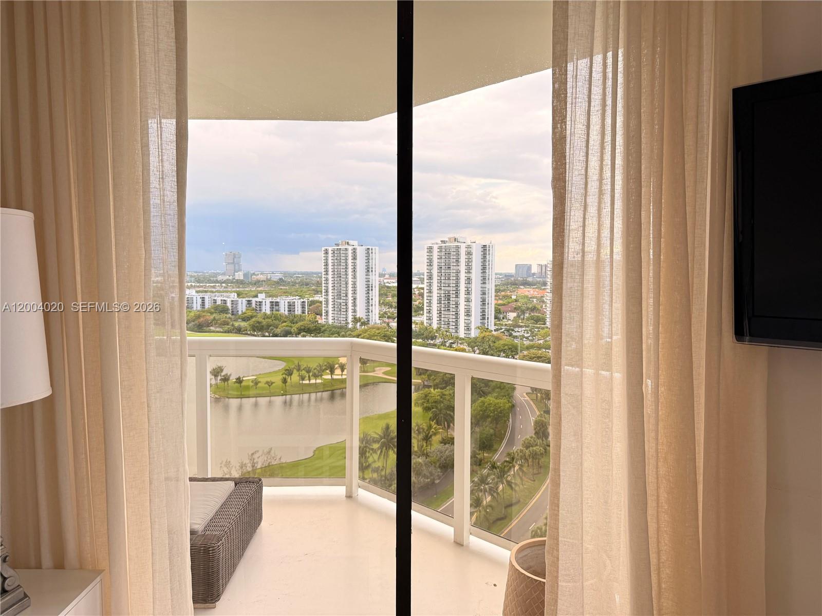Photo of 20185 Country Club Dr  #1907, Aventura, Florida, 33180 - 