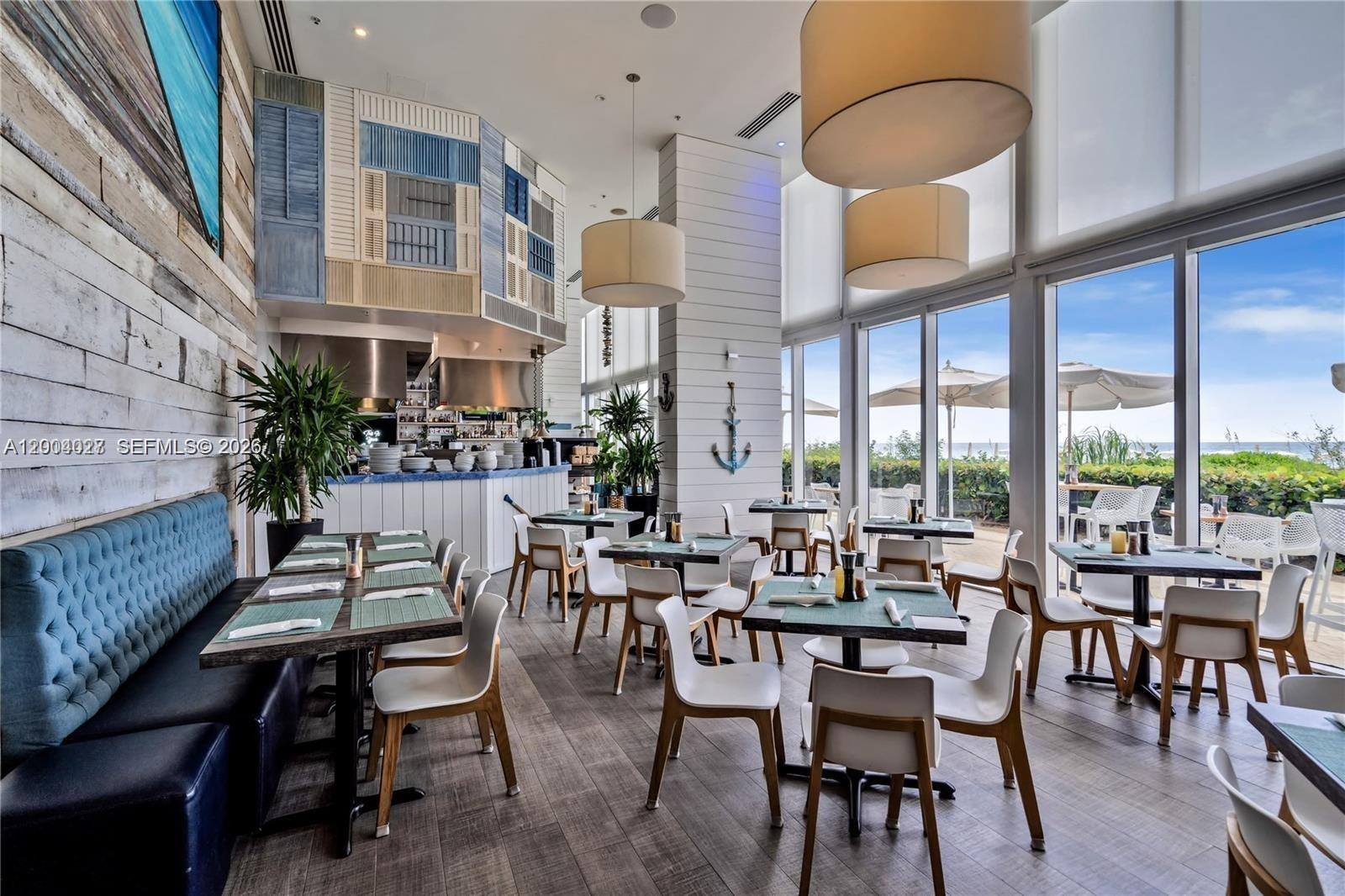 406 3 / 4 2354 кв.футов $ 2026-04-20 0 Фото