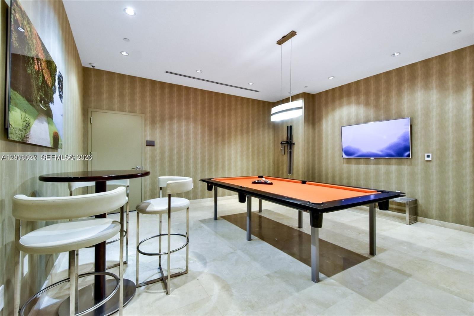 406 3 / 4 2354 sq. ft. $ 2026-05-21 0 Photo
