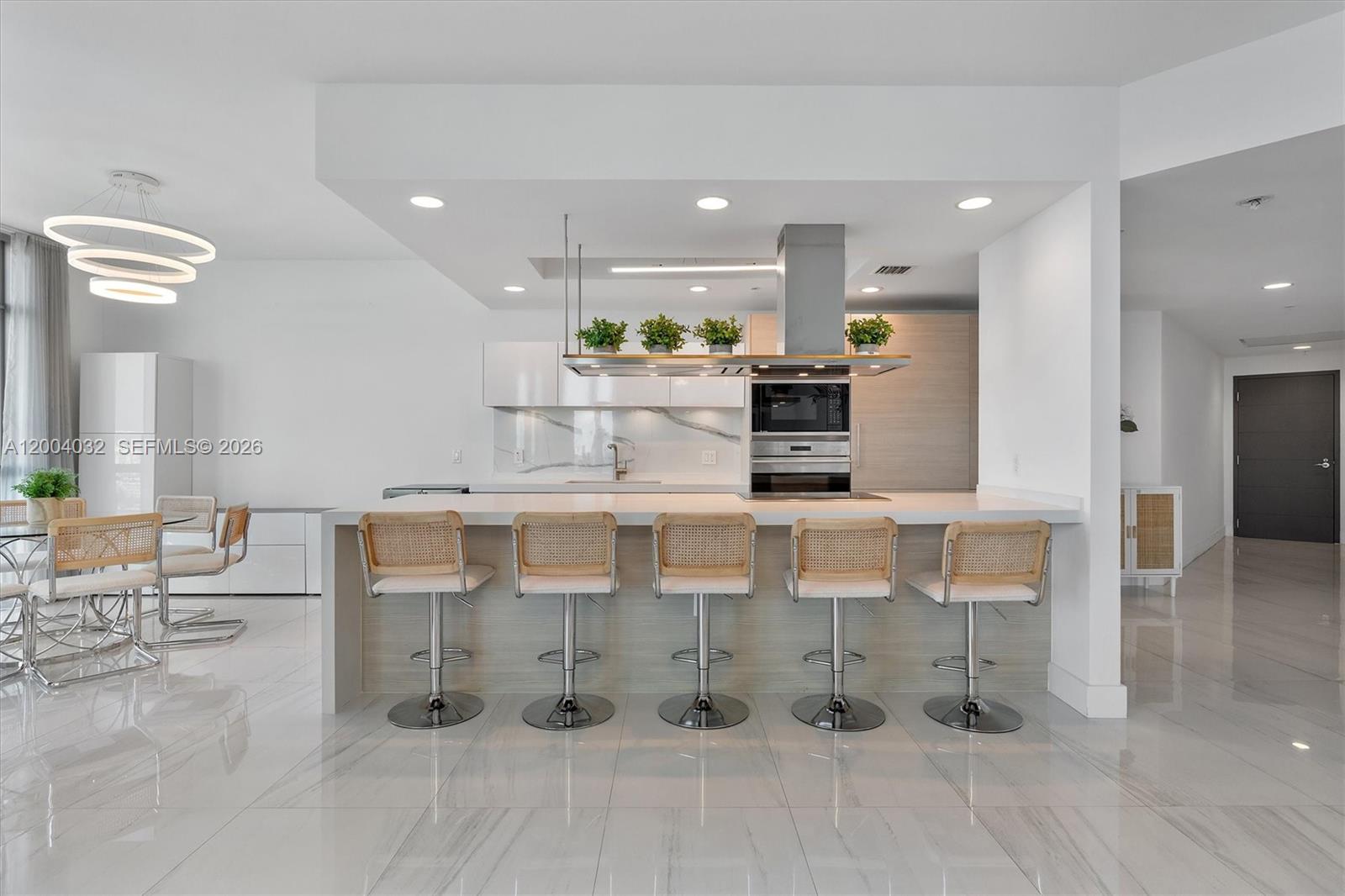 Photo of 17301 Biscayne Blvd  #1010, North Miami Beach, Florida, 33160 - 