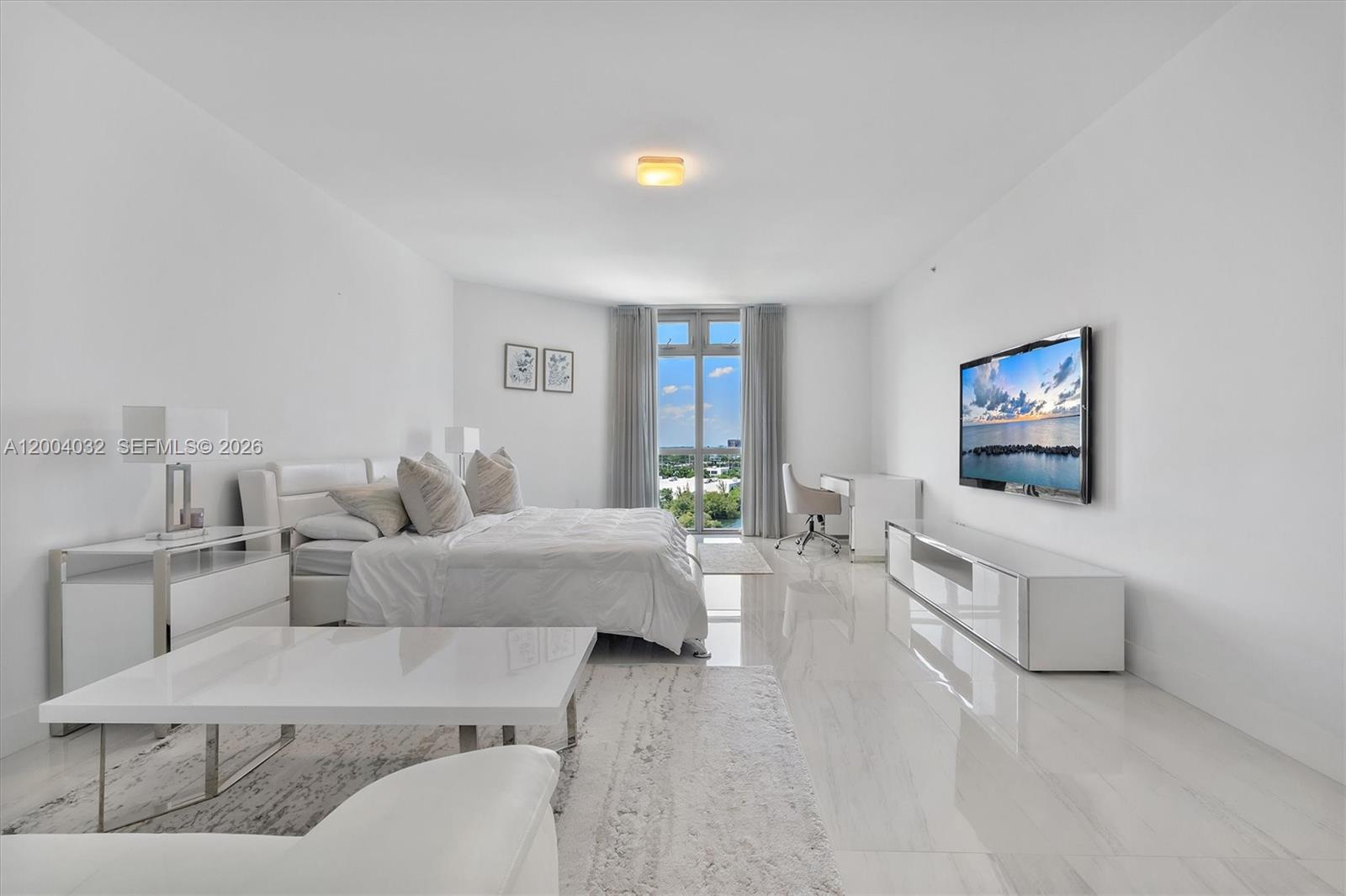 Photo of 17301 Biscayne Blvd  #1010, North Miami Beach, Florida, 33160 - 