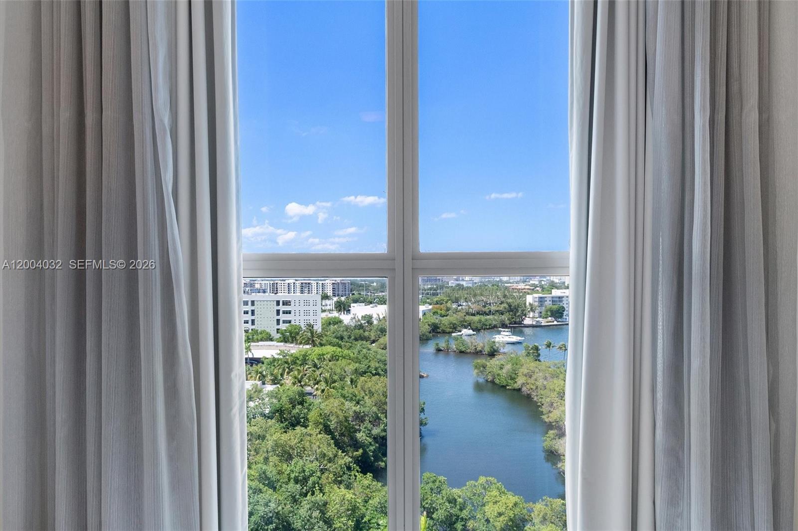 Photo of 17301 Biscayne Blvd  #1010, North Miami Beach, Florida, 33160 - 
