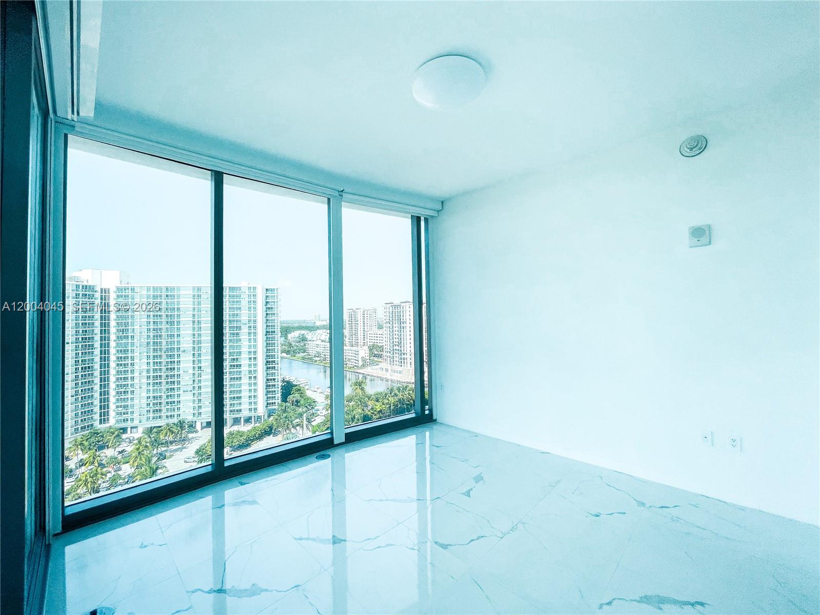 1205 4 / 6 3204 sq. ft. $ 2026-04-20 0 Photo
