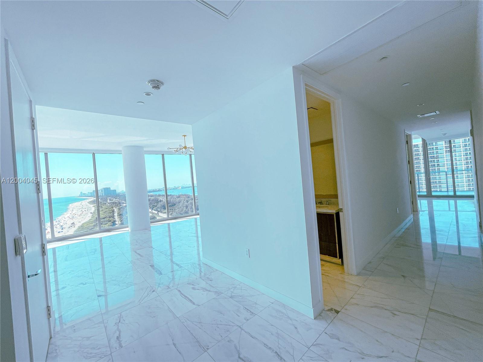 1205 4 / 6 3204 sq. ft. $ 2026-04-20 0 Photo