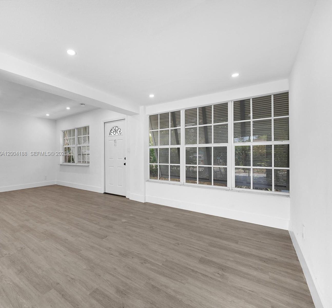 3050 3 / 2 980 sq. ft. $ 2026-06-23 0 Photo