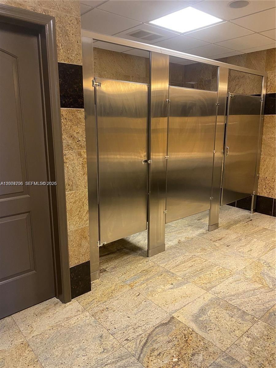 6  /   sq. ft. $ 2026-04-20 0 Photo