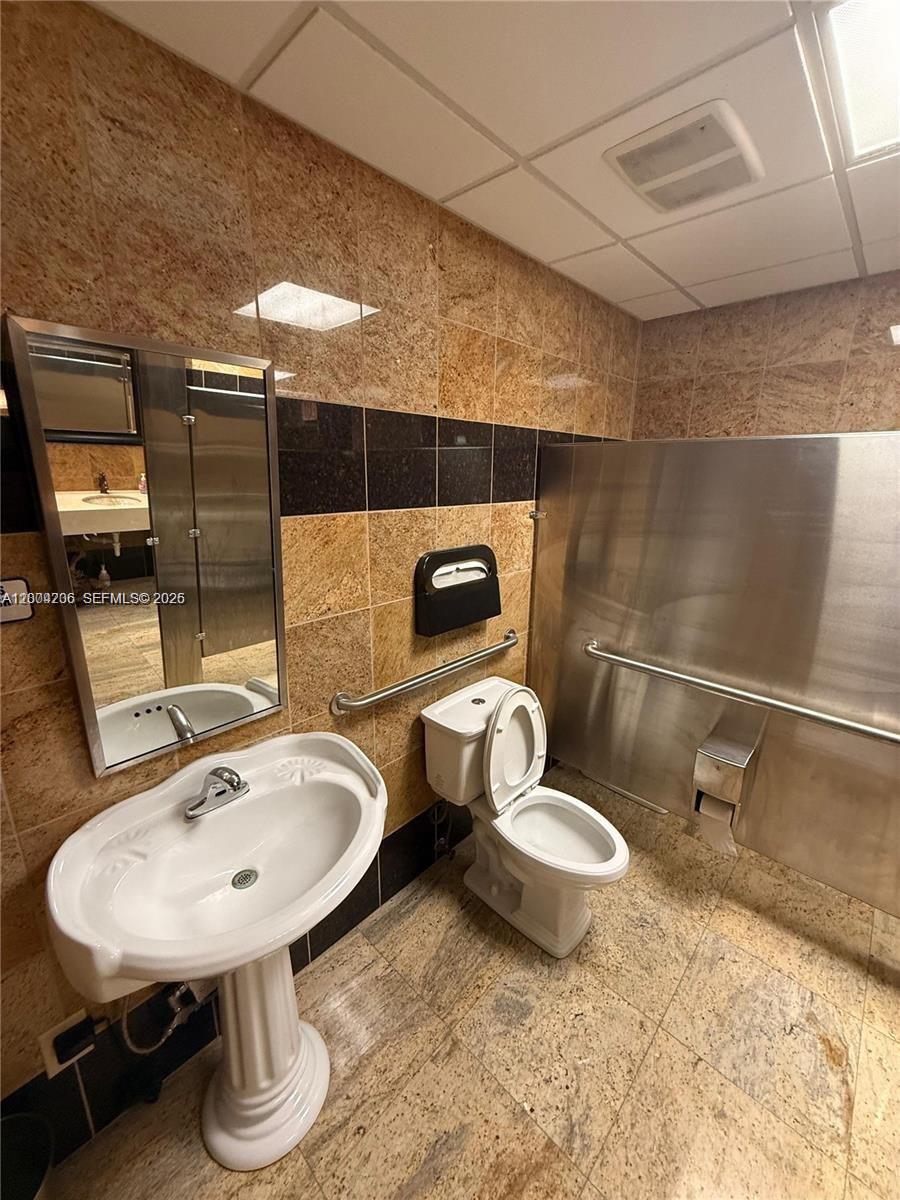 6  /   sq. ft. $ 2026-04-20 0 Photo