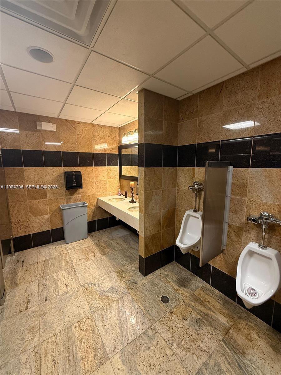 6  /   sq. ft. $ 2026-04-20 0 Photo