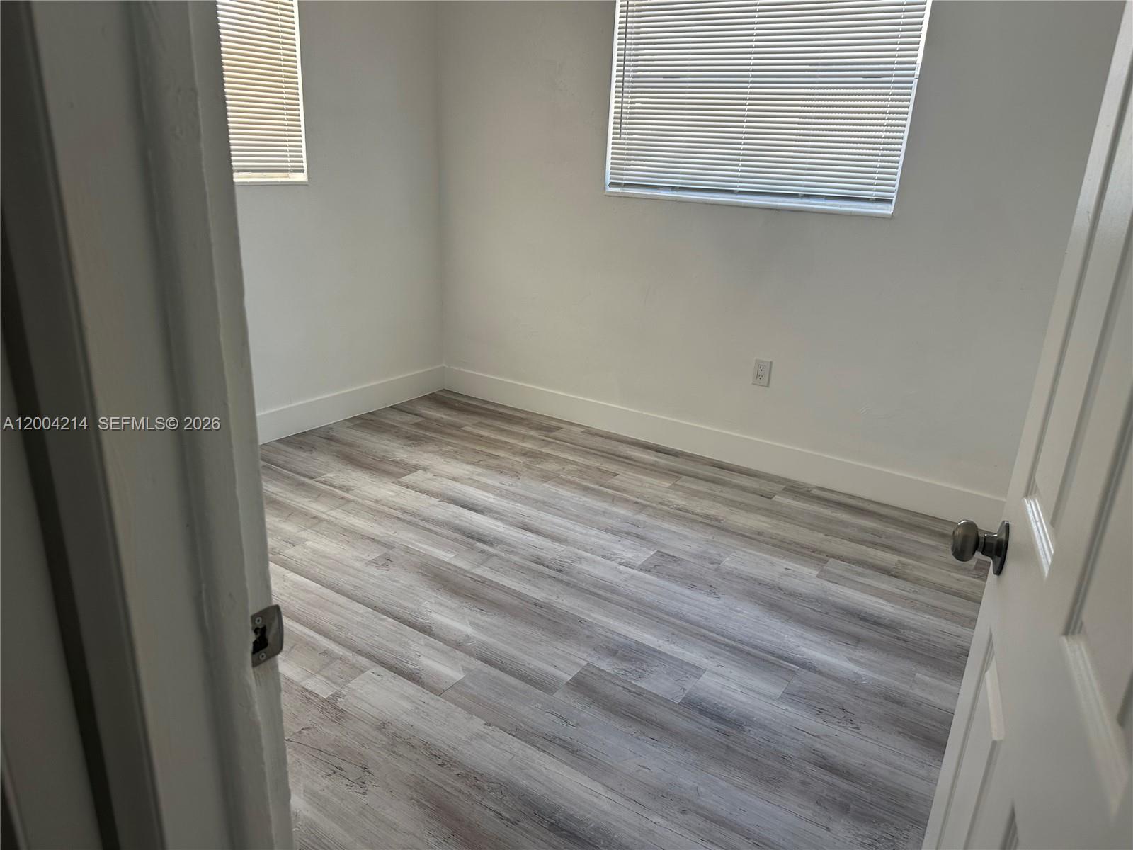 See details / 2124 sq. ft. $ 2026-04-20 0 Photo
