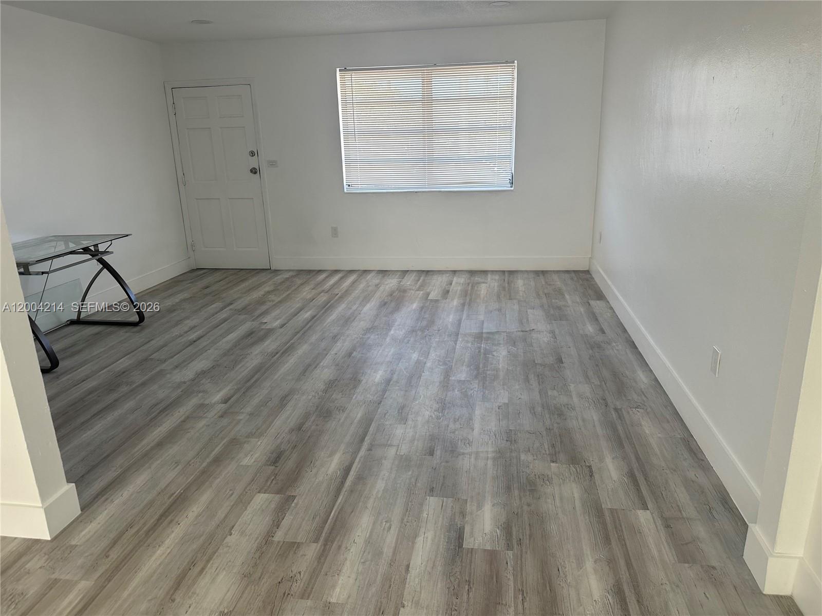 See details / 2124 sq. ft. $ 2026-04-20 0 Photo