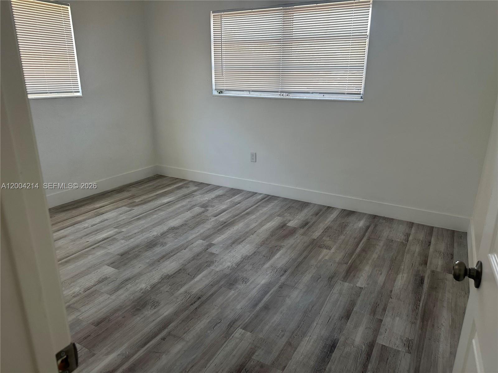 See details / 2124 sq. ft. $ 2026-04-20 0 Photo