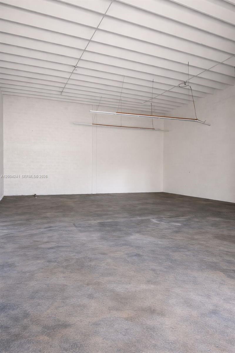 7345  /   sq. ft. $ 2026-04-20 0 Photo
