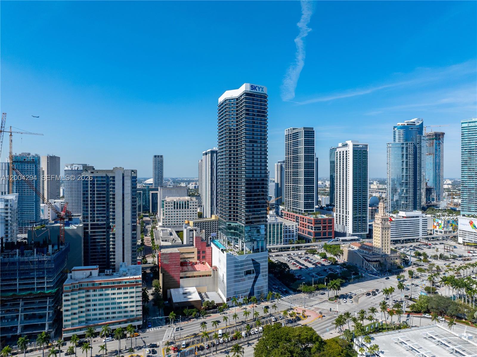 1809 3 / 3 976 sq. ft. $ 2026-04-20 0 Photo